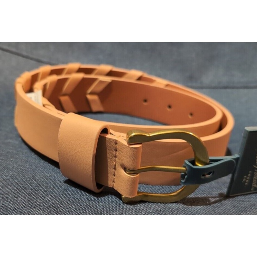 Universal Thread Goods Co Beige Belt NWT Women's Size M